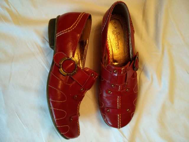 Продам: Стильные женские туфли 40-41 размера