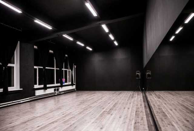 Сдам: Залы для танцев, единоборств, йоги