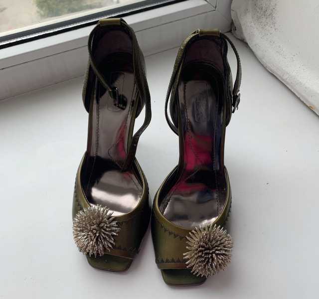 Продам: женские туфли