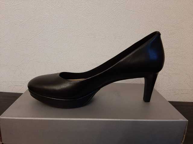 Продам: туфли женские модельные