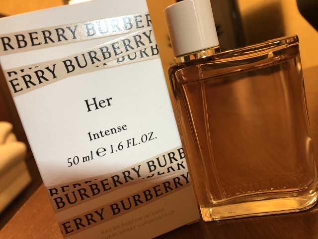 Продам: Парфюмерная вода Burberry Her Intense 50