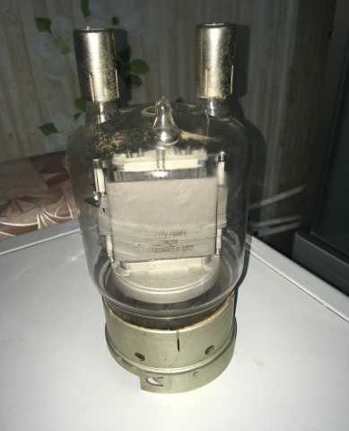 Продам: Лампа гу-81М
