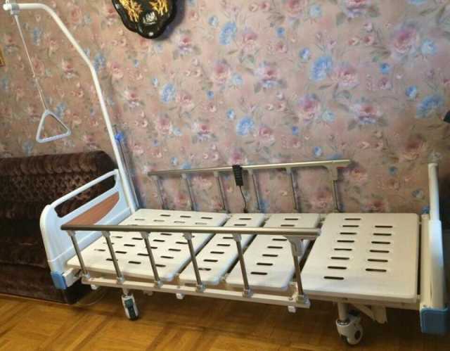 Продам: Кровать для лежачих больных
