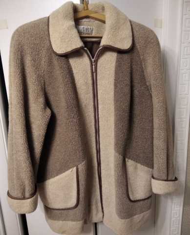 Продам: Шерстяное полу пальто