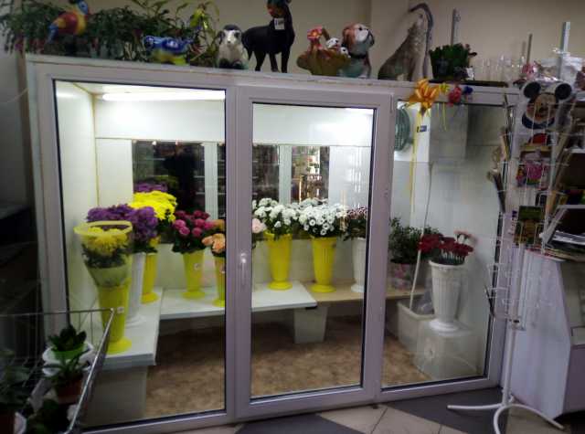 Продам: Холодильная камера для цветов