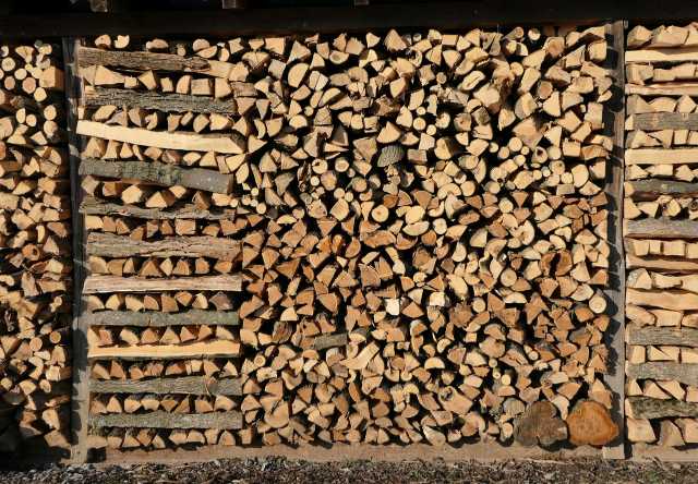 Продам: колотые дрова береза и осина