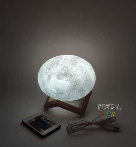 Продам: 3D ночник "Луна" 15см