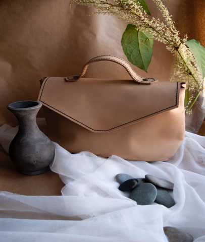 Продам: сумка женская из натуральной кожи