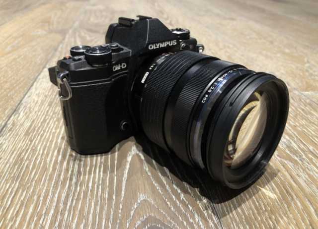 Продам: Фотоаппарат Olympus on-d e-m5 mii