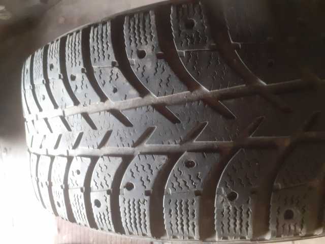 Продам: Одна зимние шины 205/60 R-15