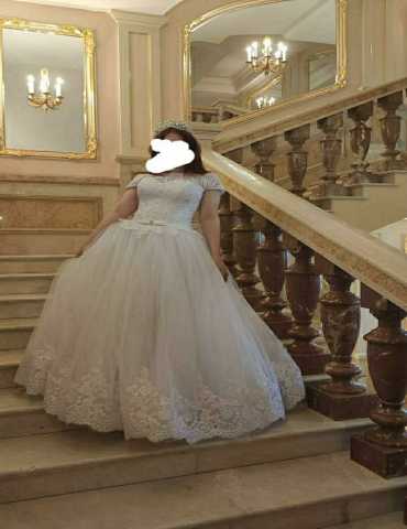 Продам: Свадебное платье,торг