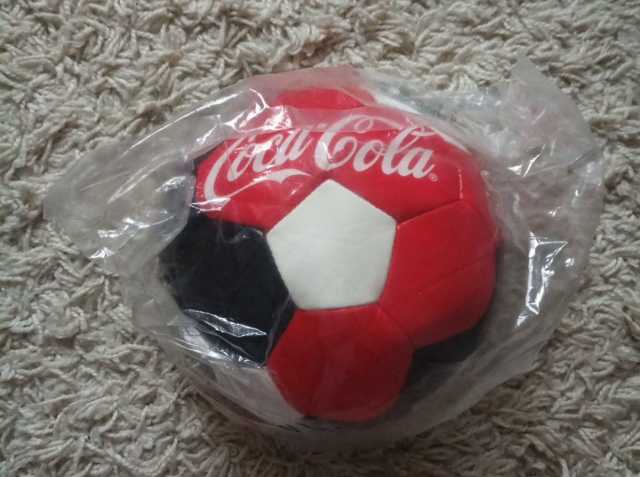 Продам: Футбольный мяч Coca cola