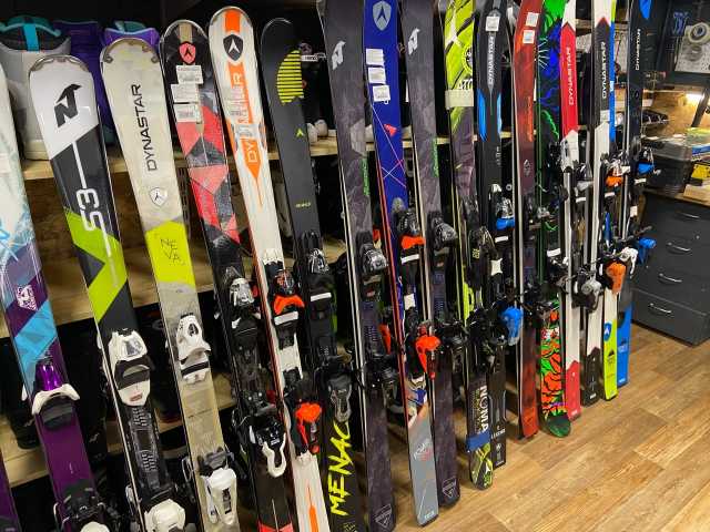Предложение: Прокат горных лыж и сноубордов