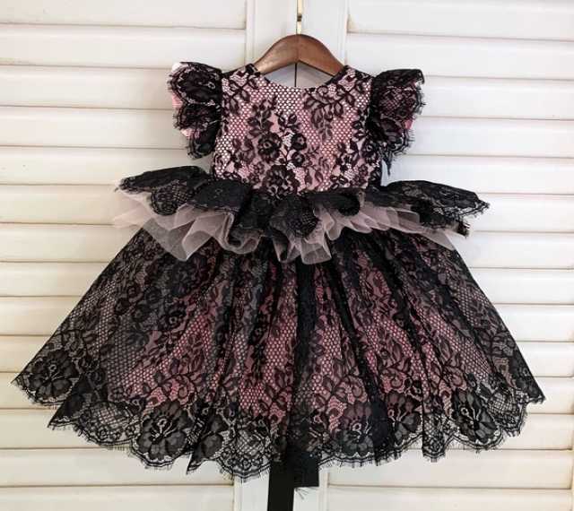 Продам: Детские платья новые в наличии