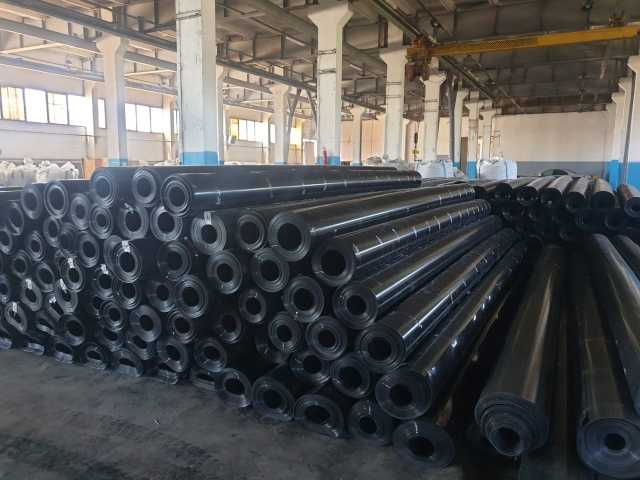 Продам: Геомембрана HDPE (ПНД)