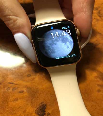 Продам: Смарт часы Apple watch 5. 40mm