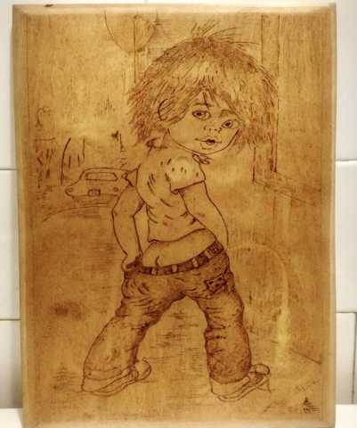 Продам: Панно деревянное - Писающий мальчик