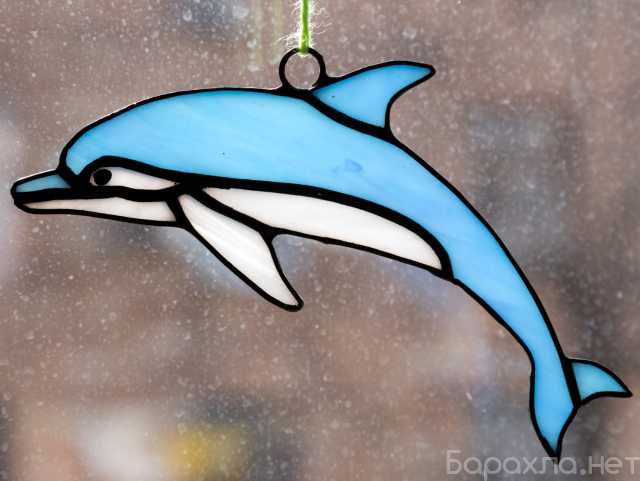 Продам: Стеклянная подвеска-дельфин из витражног