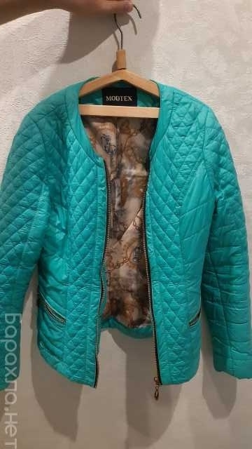 Продам: Куртка женская весенняя