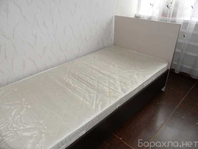 Продам: Полутороспальная кровать