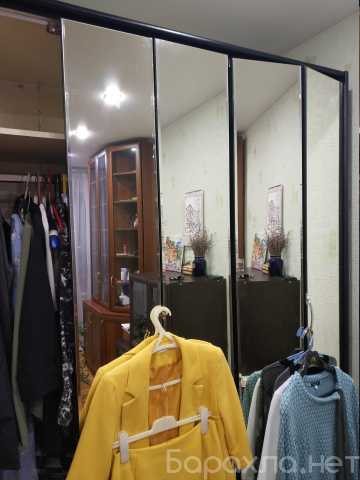 Продам: Шкаф для одежды с зеркальным фасадом
