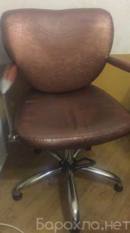 Продам: Кресло парикмахера гидравлическое