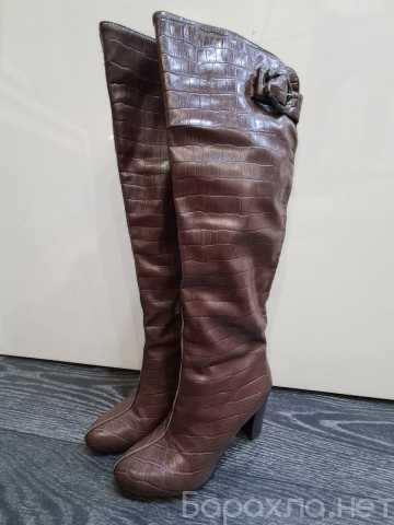 Продам: Высокие женские сапоги на каблуке
