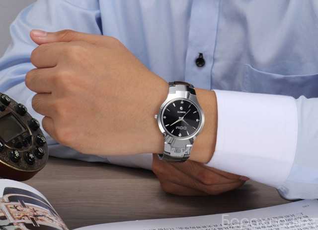Продам: Легендарные мужские часы dom 2011g