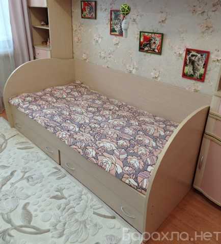 Продам: Кровать для подростка