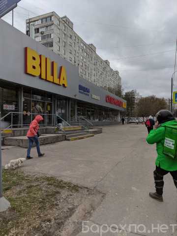 Сдам: Торговые площади в цокольном этаже ТЦ