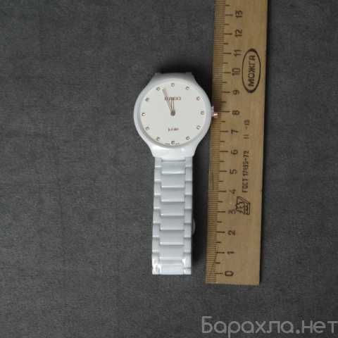 Продам: белые керамические часы rado