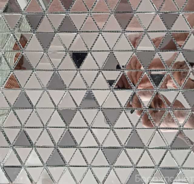 Продам: зеркальная мозаика треугольник
