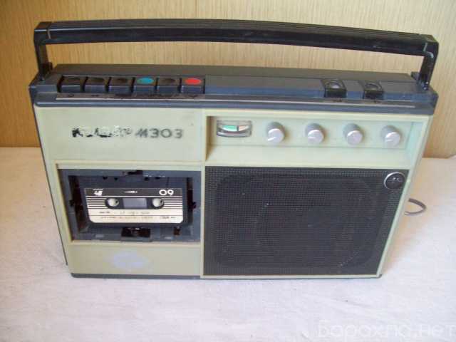 Продам: Магнитофон кассетный " КВАЗАР М-303 "