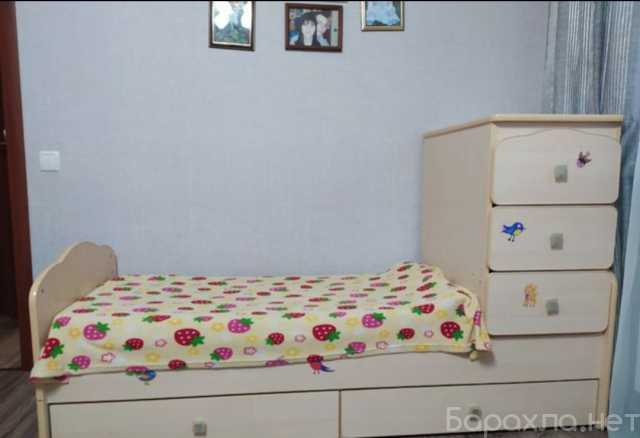 Продам: Детская кроватка трансформер с маятником