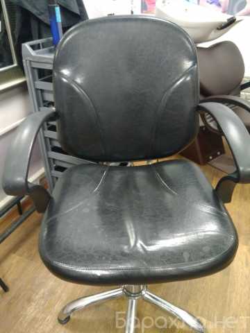 Продам: Кресло парикмахера