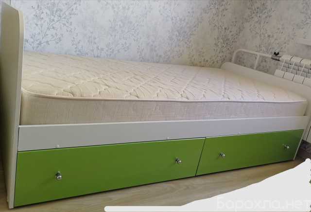 Продам: Кровать с матрасом Askona