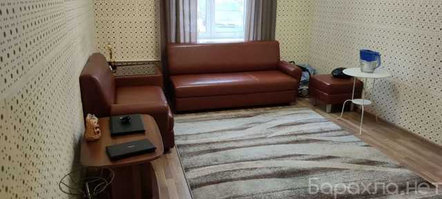 Продам: Угловой диван MATRIX со столиком и банк