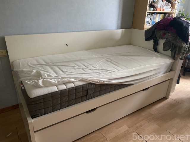 Продам: Кровать с выдвижной кроватью ИКЕА белая