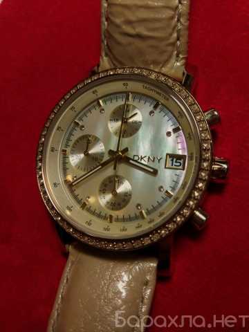 Продам: Женские часы наручные DKNY с хронографом