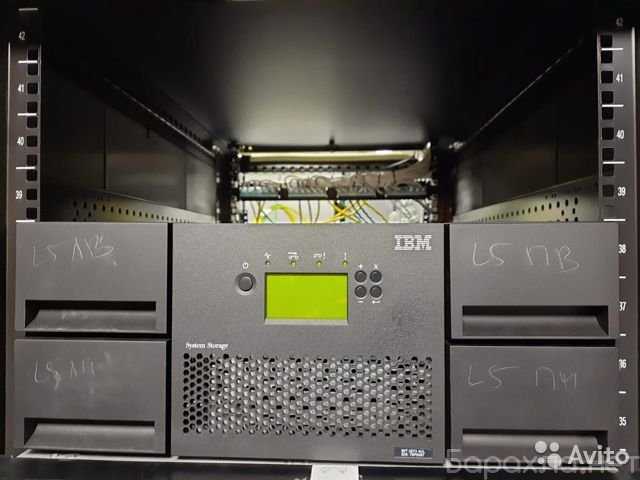 Продам: Ленточная библиотека 3573 4UL. IBM TS320