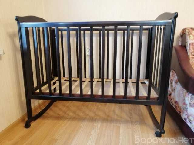 Продам: Кровать детская с рождения на колесиках