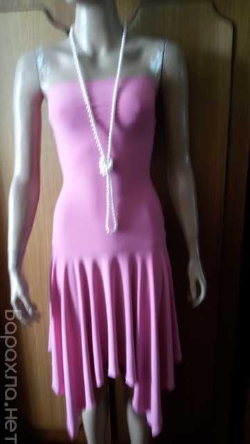 Продам: Платье нарядное розовое р. 44-46 новое