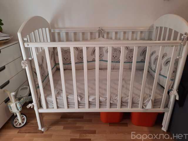 Продам: Детская кроватка