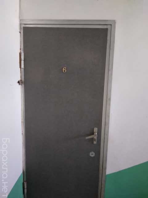 Продам: Дверь металлическая входная б/у