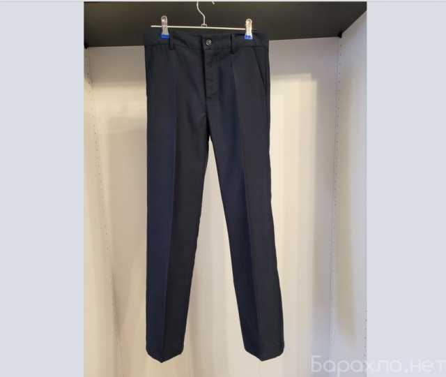 Продам: Школьные брюки для мальчика (152 р-р)