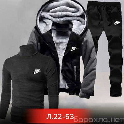 Продам: Спортивный мужской костюм в Москве