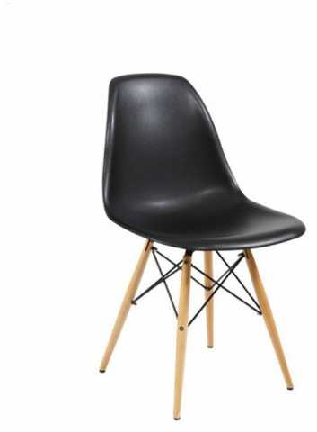 Продам: Стулья кухонные Eames