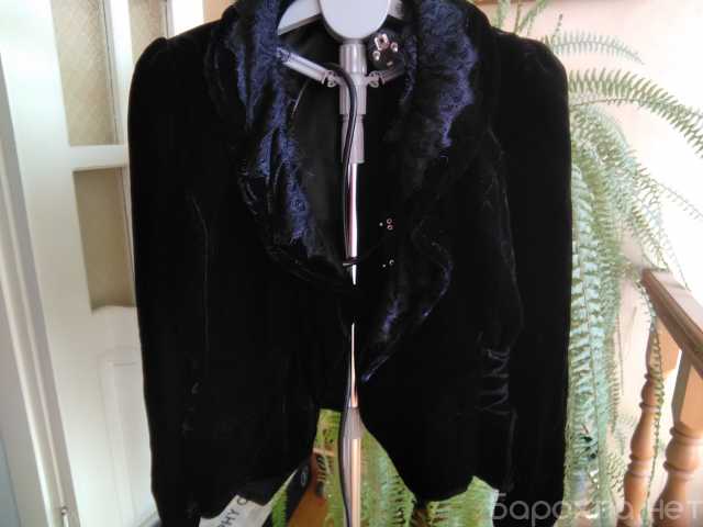 Продам: Панбархатгый пиджачек чёрн размер 48-50