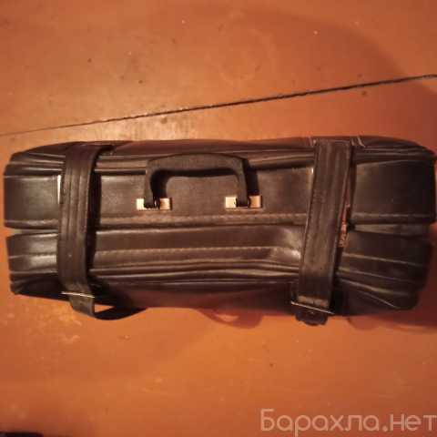 Продам: чемодан советский