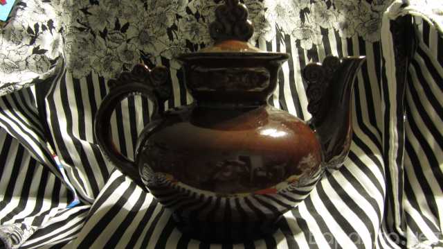 Продам: Большой заварочный или доливочный чайник